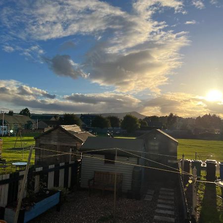 Lomond View Apartment Ladybank Buitenkant foto